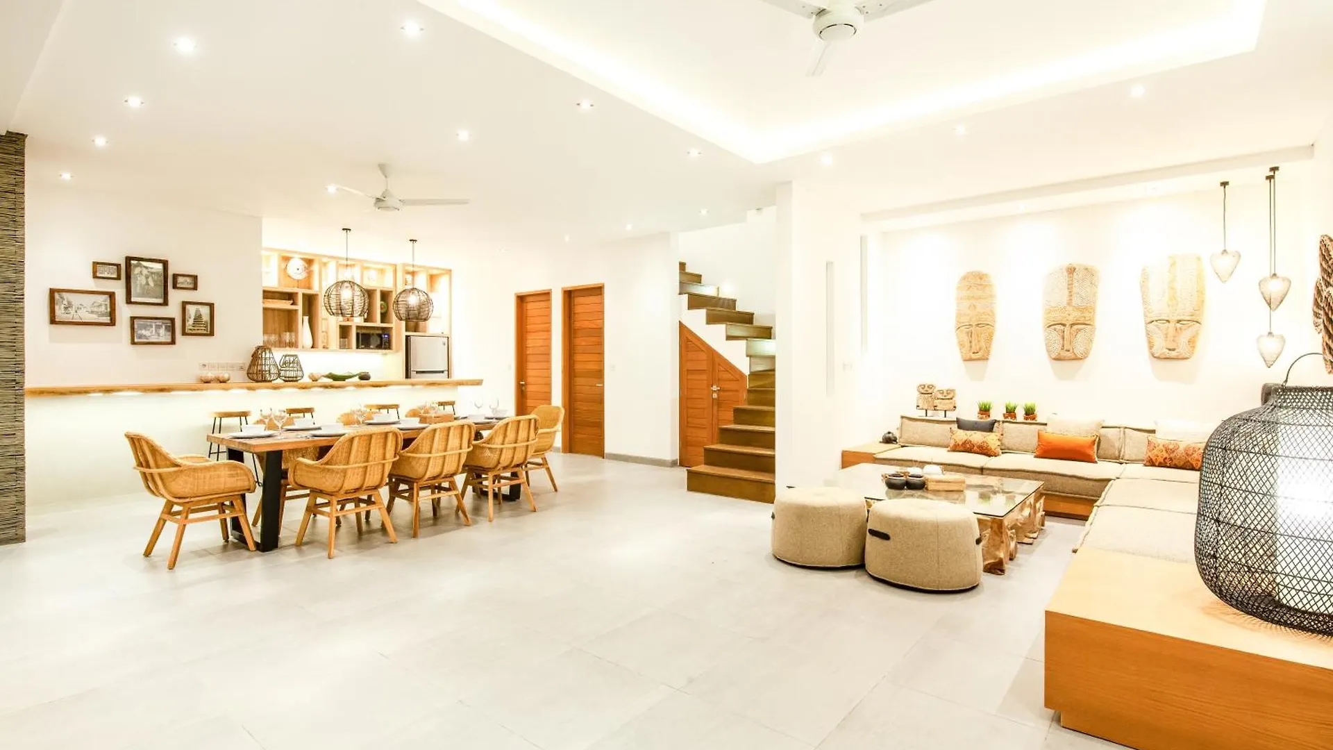 Cozy 4 Bedroom Villa 5 Mins Walking To Finns Beach Canggu